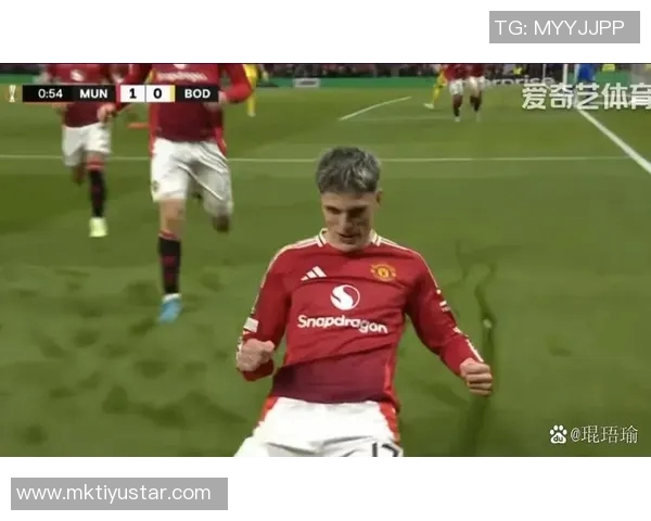 阿莫林曼联首年引发更衣室震荡三后卫战术引争议